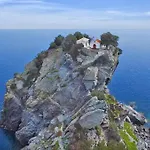 Mavraki Villa Glossa