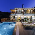 Villa Mavraki *