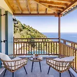 Villa Mavraki *