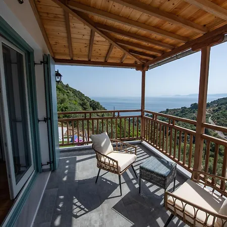 Villa Mavraki Glossa